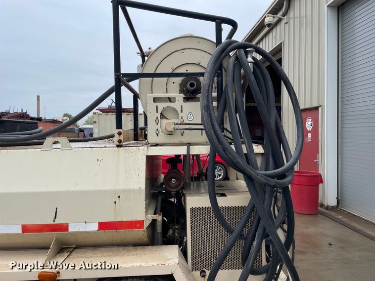 image for item OG9942 2007 Finn  T90 hydroseeder