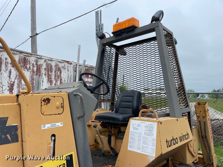 image for item OG9943 1998 Case  860 trencher 