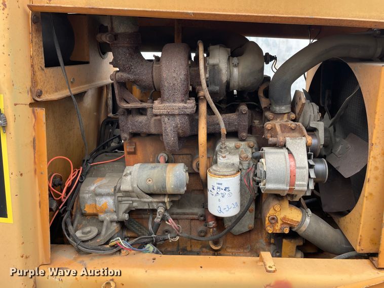 image for item OG9943 1998 Case  860 trencher 