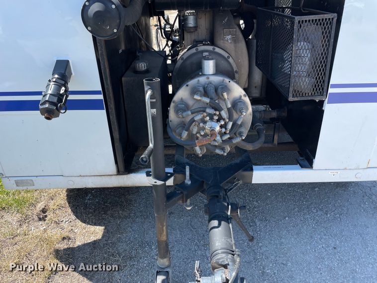 image for item OG9945 1984 Harben 4010 vacuum excavator