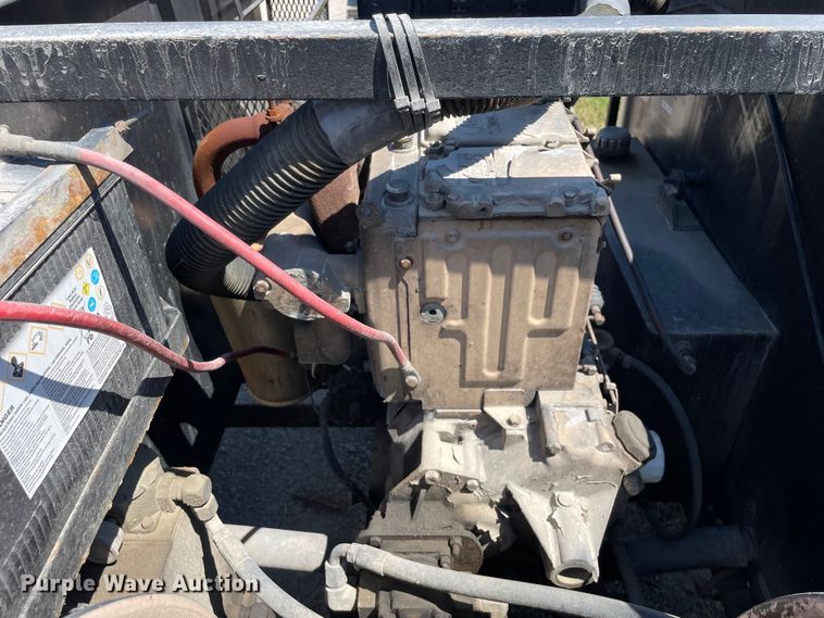 image for item OG9945 1984 Harben 4010 vacuum excavator