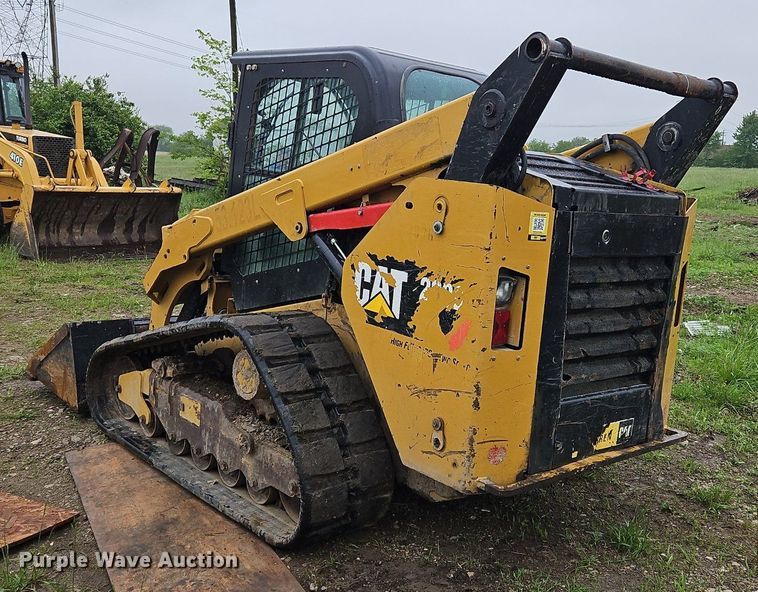 image for item OK9879 2015 Caterpillar  289D tracked skid steer loader