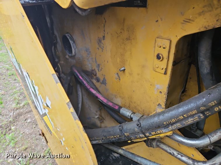 image for item OK9879 2015 Caterpillar  289D tracked skid steer loader