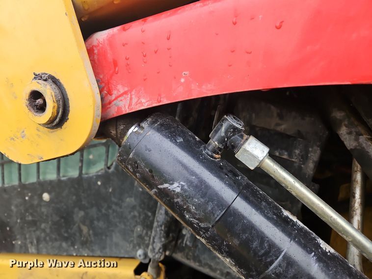 image for item OK9879 2015 Caterpillar  289D tracked skid steer loader