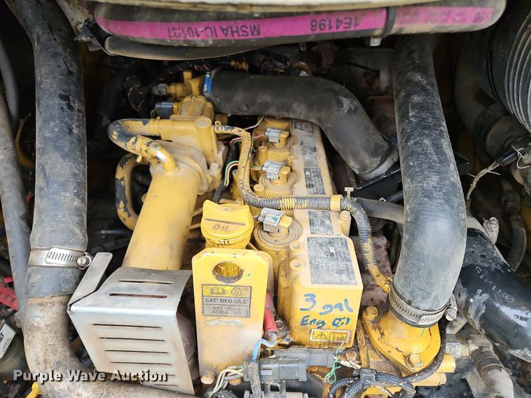 image for item OK9879 2015 Caterpillar  289D tracked skid steer loader