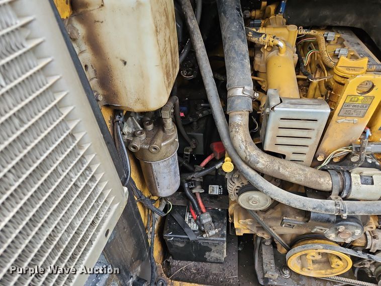 image for item OK9879 2015 Caterpillar  289D tracked skid steer loader