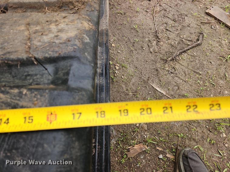 image for item OK9879 2015 Caterpillar  289D tracked skid steer loader