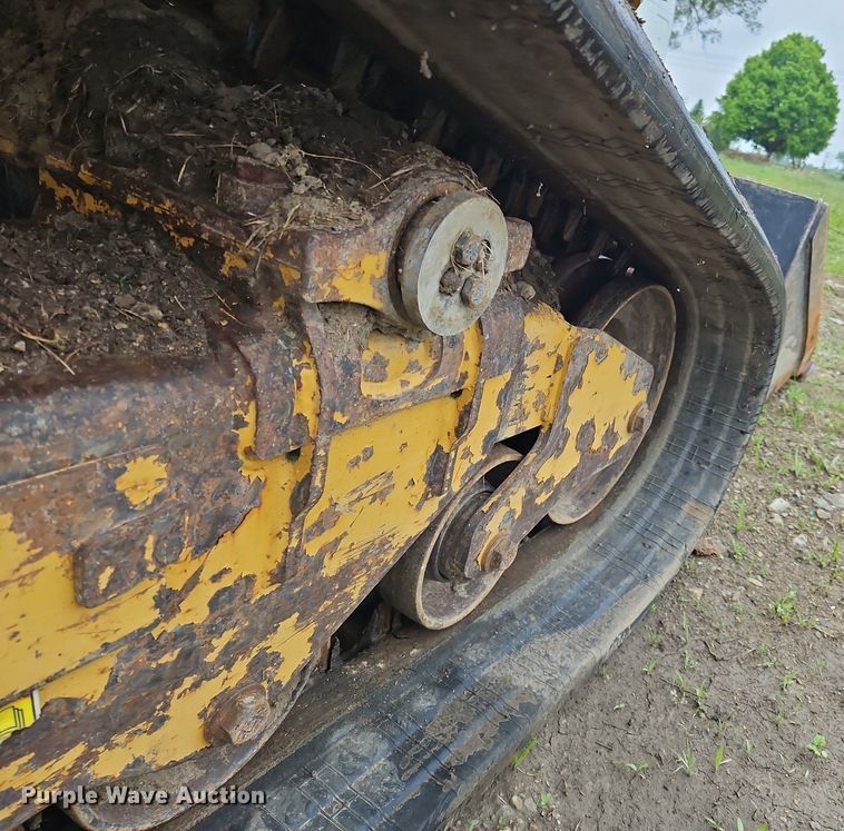 image for item OK9879 2015 Caterpillar  289D tracked skid steer loader