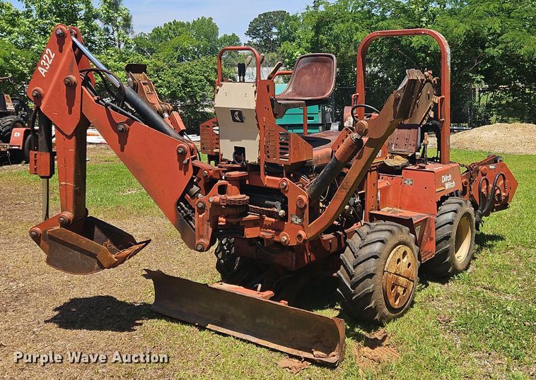 image for item OK9882 2000 Ditch Witch 3700DD trencher