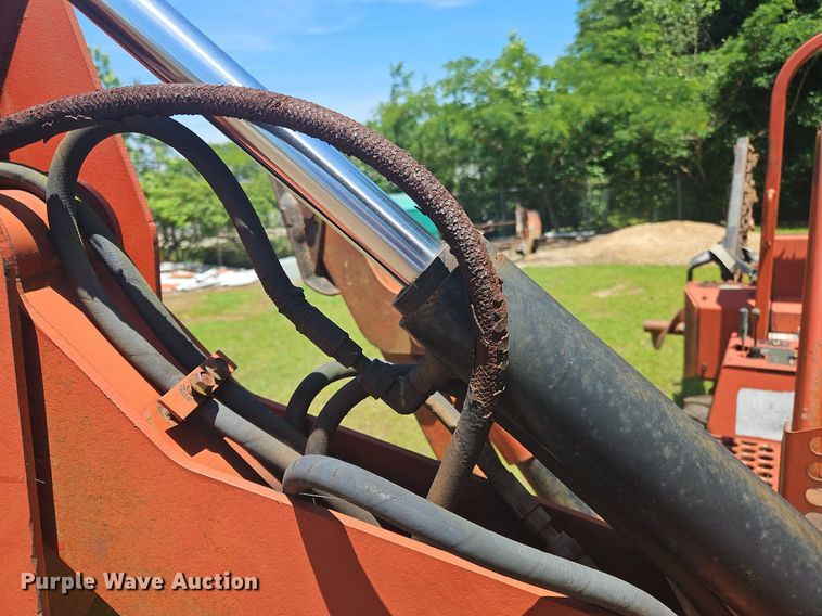 image for item OK9882 2000 Ditch Witch 3700DD trencher