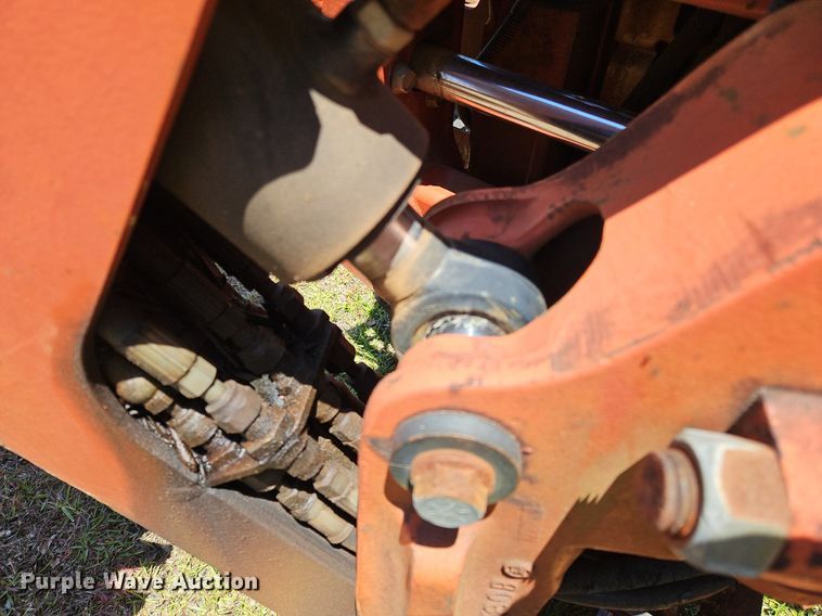 image for item OK9882 2000 Ditch Witch 3700DD trencher