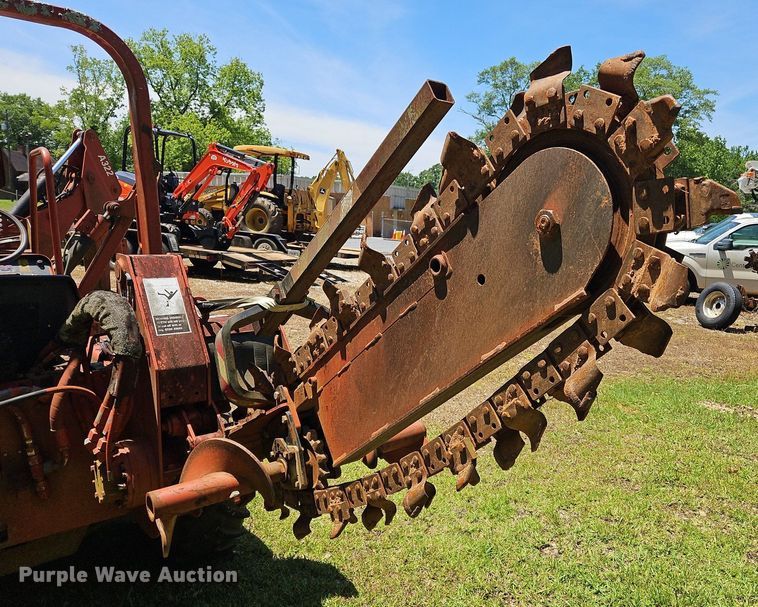 image for item OK9882 2000 Ditch Witch 3700DD trencher