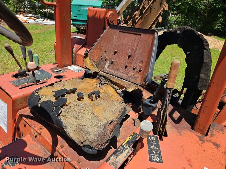 image for item OK9882 2000 Ditch Witch 3700DD trencher