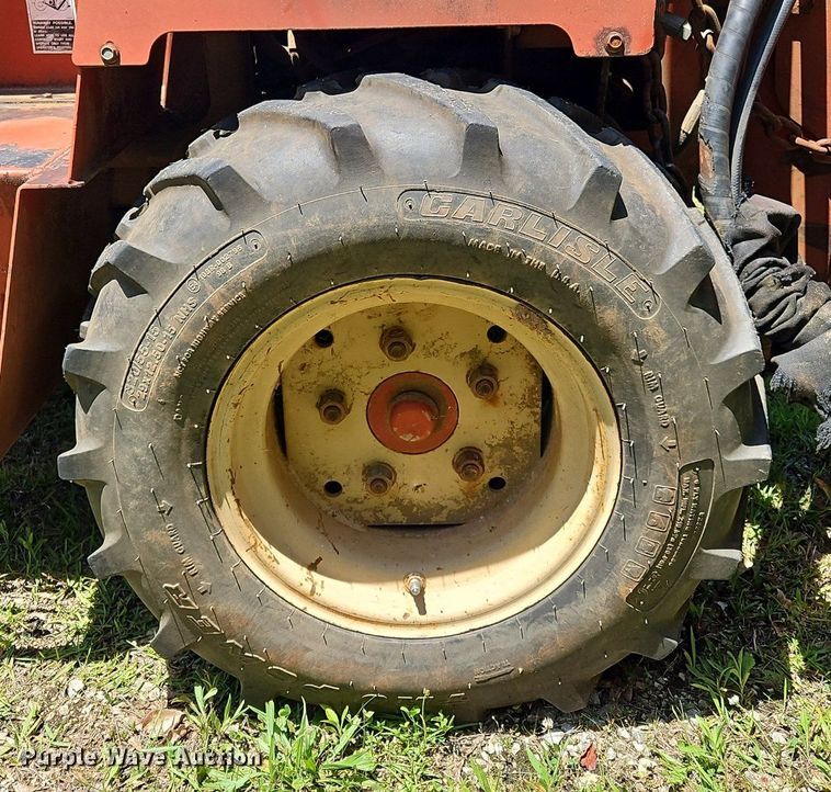 image for item OK9882 2000 Ditch Witch 3700DD trencher