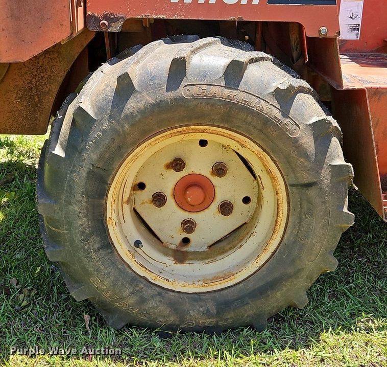 image for item OK9882 2000 Ditch Witch 3700DD trencher
