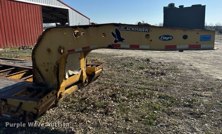 image for item ZA0411 2006 Etnyre BlackHawk Q29370 lowboy equipment trailer