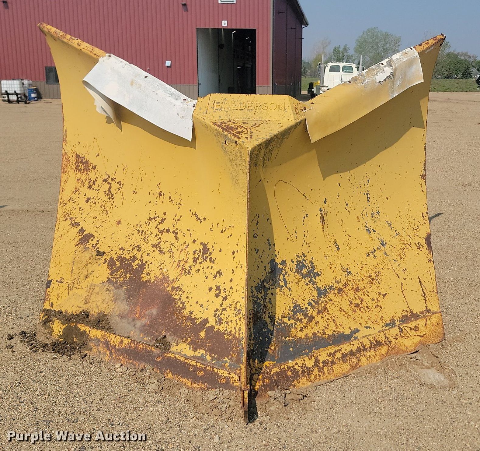130" W Vblade snow plow in Lake Norden, SD Item NZ9865 for sale
