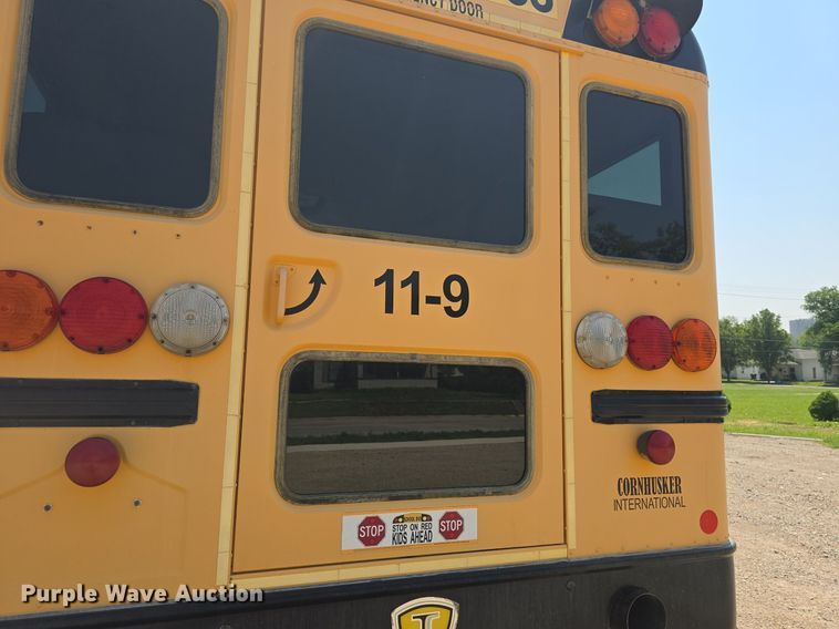 image for item DM1611 2011 IC PB10500 school bus