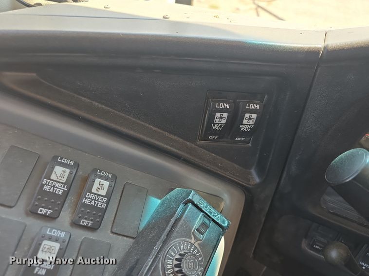 image for item DM1611 2011 IC PB10500 school bus