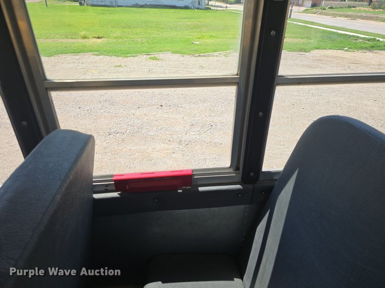 image for item DM1611 2011 IC PB10500 school bus