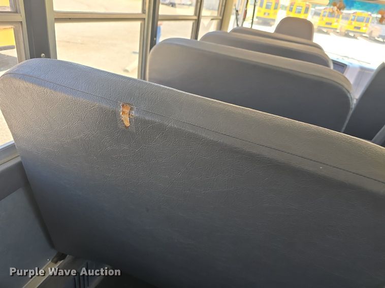 image for item DM1611 2011 IC PB10500 school bus