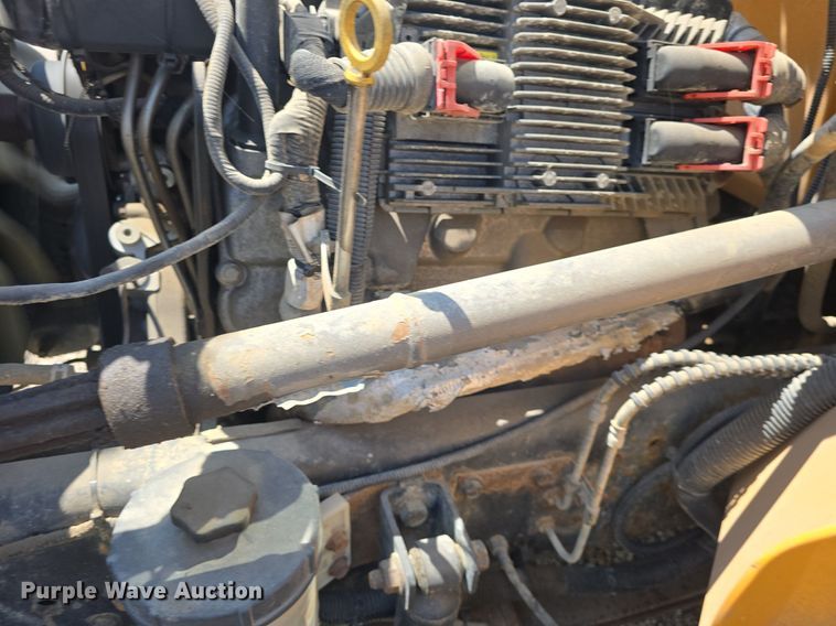 image for item DM1611 2011 IC PB10500 school bus