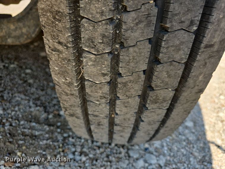 image for item DM1611 2011 IC PB10500 school bus