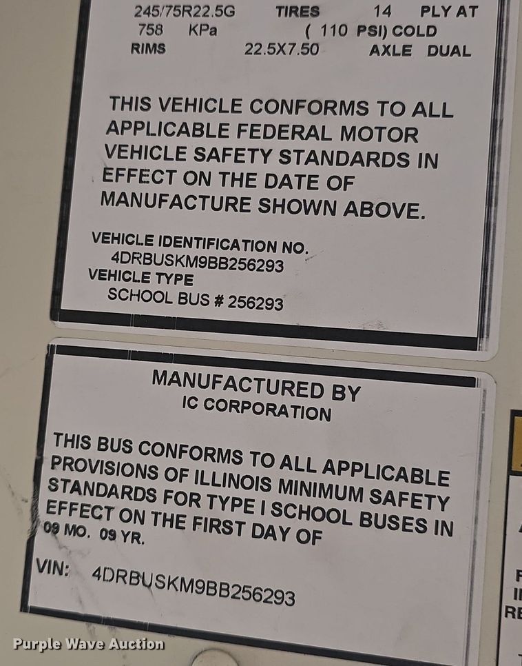 image for item DM1611 2011 IC PB10500 school bus