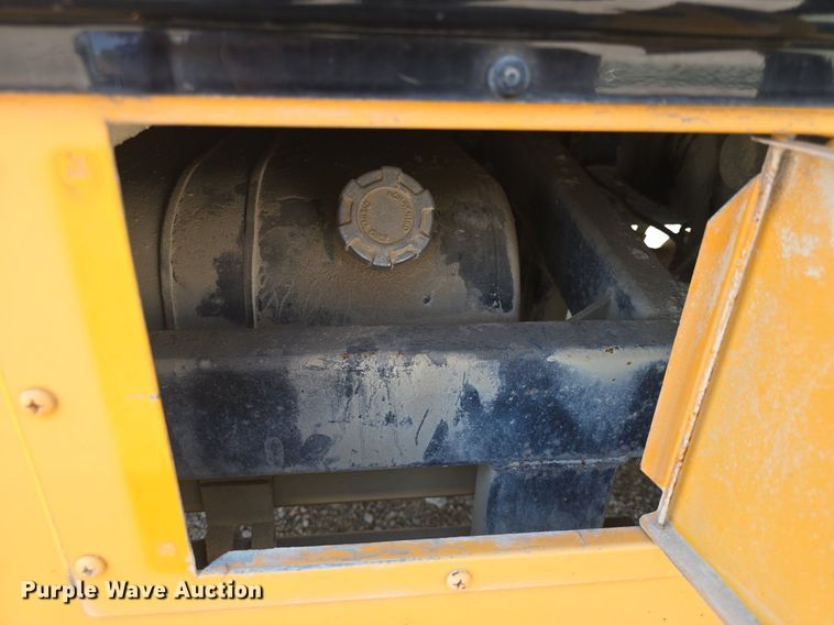 image for item DM1612 2011 IC CE school bus