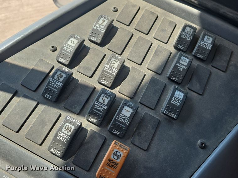 image for item DM1612 2011 IC CE school bus