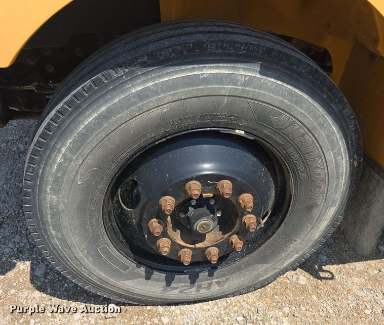 image for item DM1612 2011 IC CE school bus