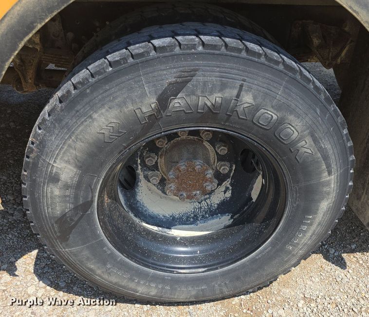 image for item DM1612 2011 IC CE school bus