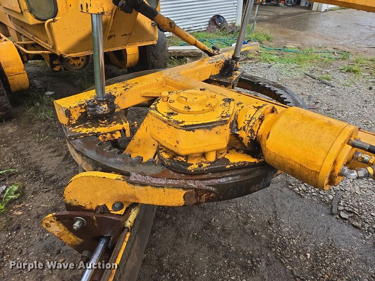 image for item DM1641 1978 Galion 503 Series L rigid frame motor grader