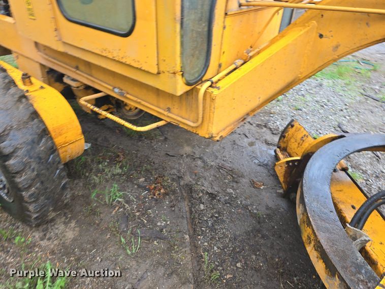 image for item DM1641 1978 Galion 503 Series L rigid frame motor grader