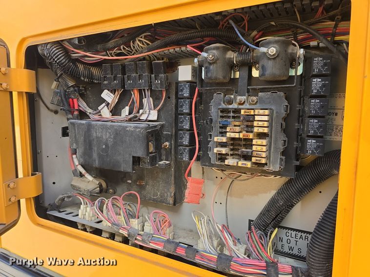 image for item DM1642 2012 IC PB10500  school bus