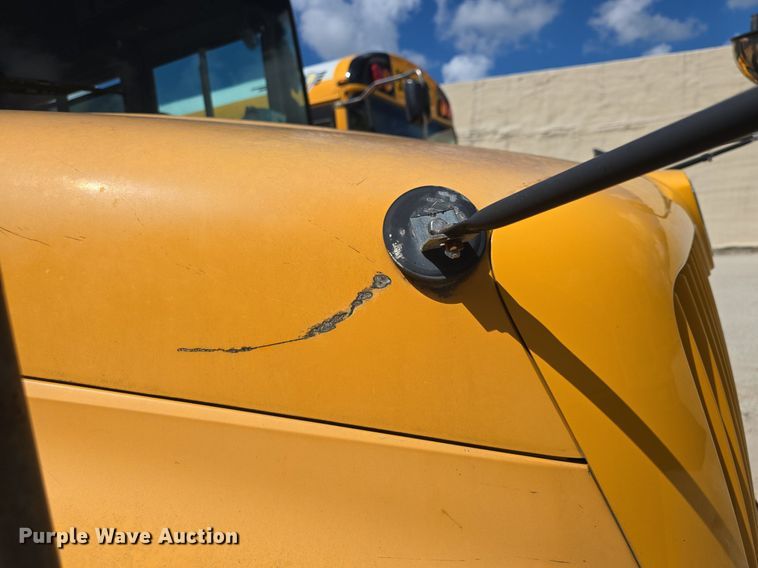 image for item DM1642 2012 IC PB10500  school bus