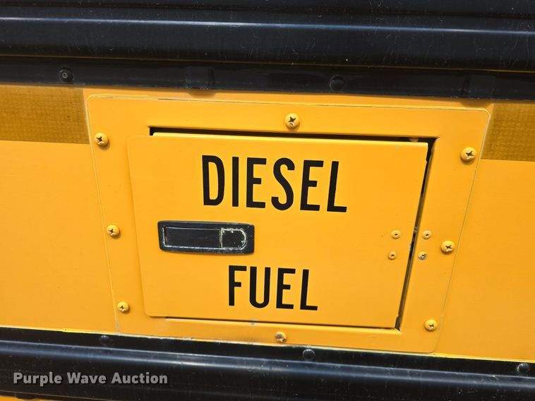 image for item DM1642 2012 IC PB10500  school bus