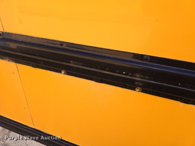 image for item DM1642 2012 IC PB10500  school bus