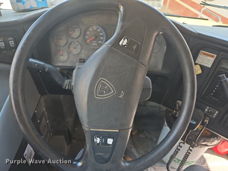 image for item DM1642 2012 IC PB10500  school bus