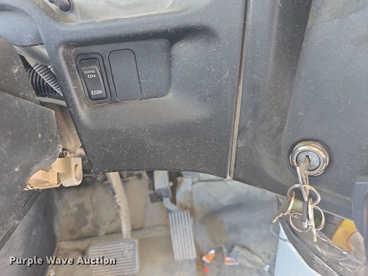 image for item DM1642 2012 IC PB10500  school bus