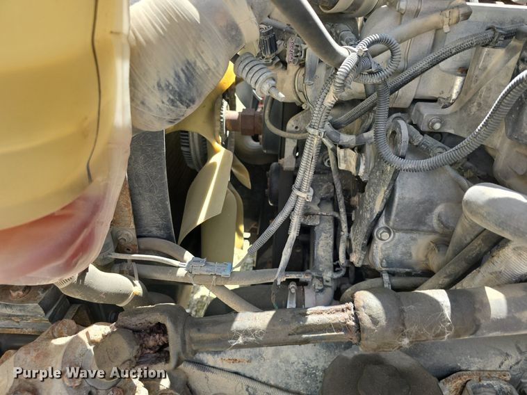 image for item DM1642 2012 IC PB10500  school bus