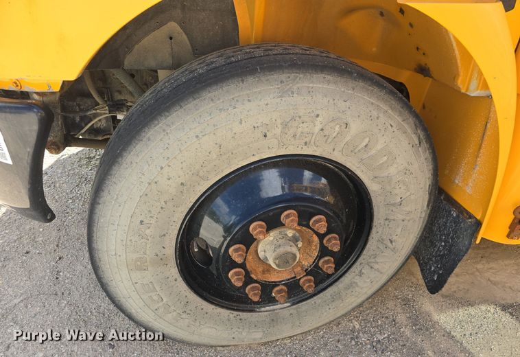 image for item DM1642 2012 IC PB10500  school bus