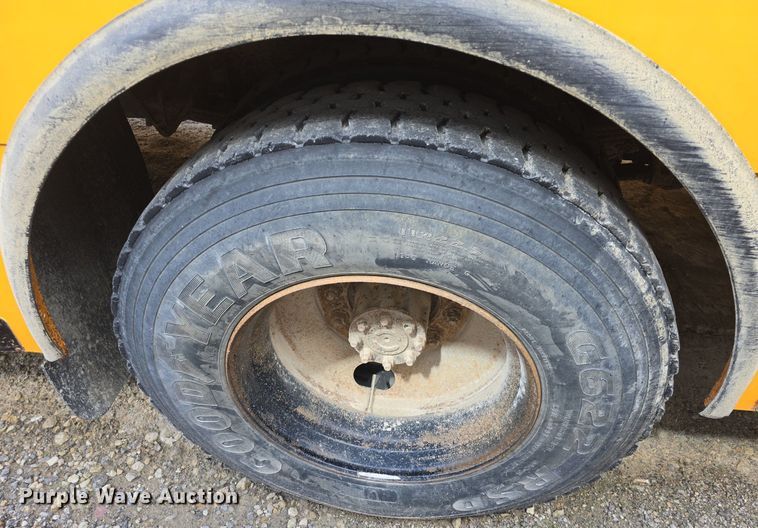 image for item DM1642 2012 IC PB10500  school bus