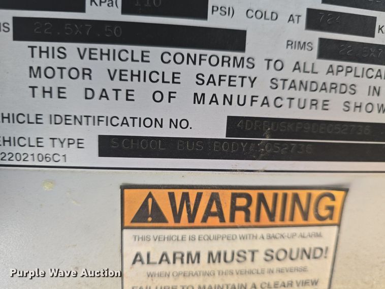 image for item DM1642 2012 IC PB10500  school bus