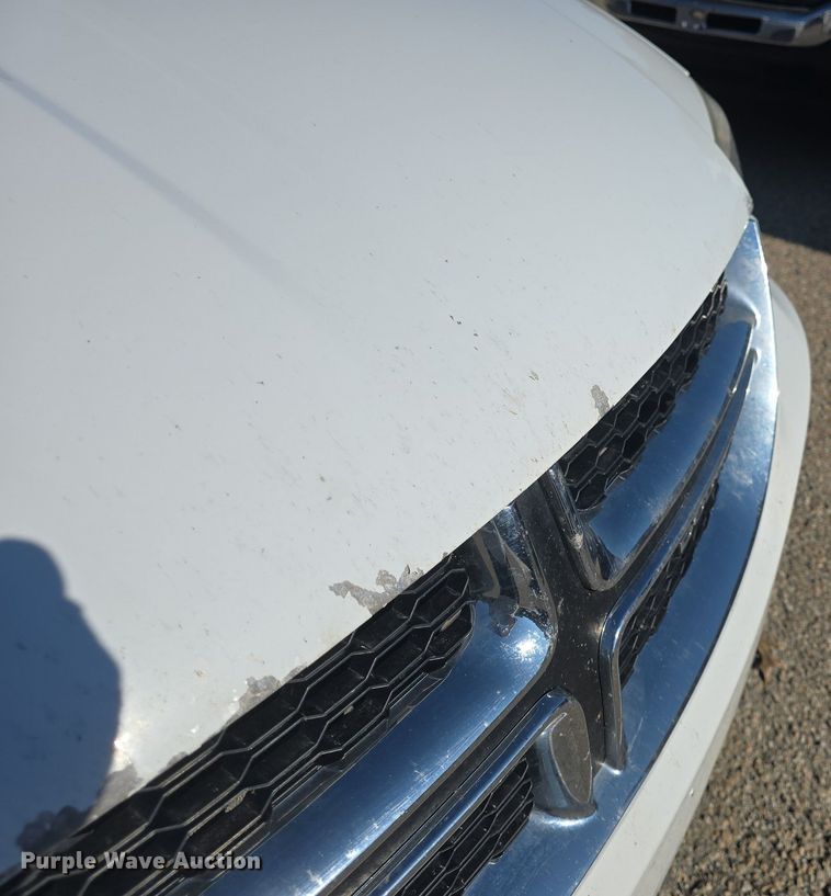 image for item DM1643 2017 Dodge  Grand Caravan SXT van