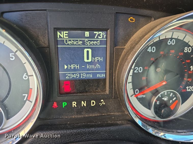 image for item DM1643 2017 Dodge  Grand Caravan SXT van