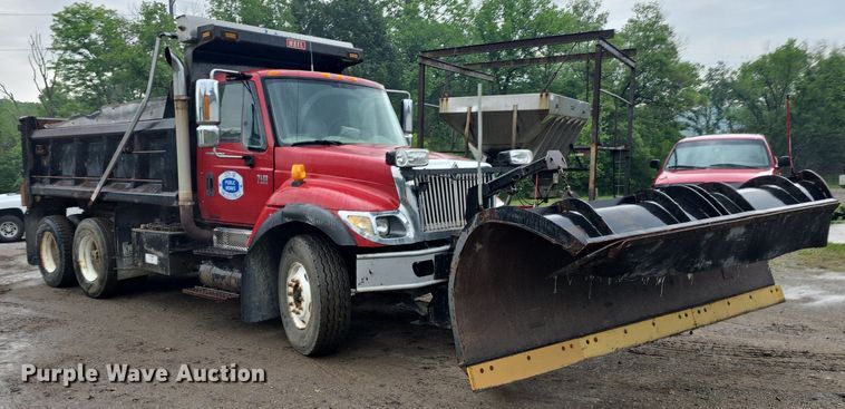 image for item DM1644 2006 International 7400 dump truck