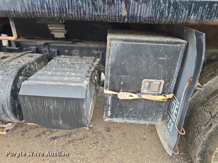 image for item DM1644 2006 International 7400 dump truck