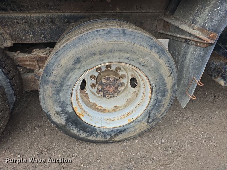 image for item DM1644 2006 International 7400 dump truck