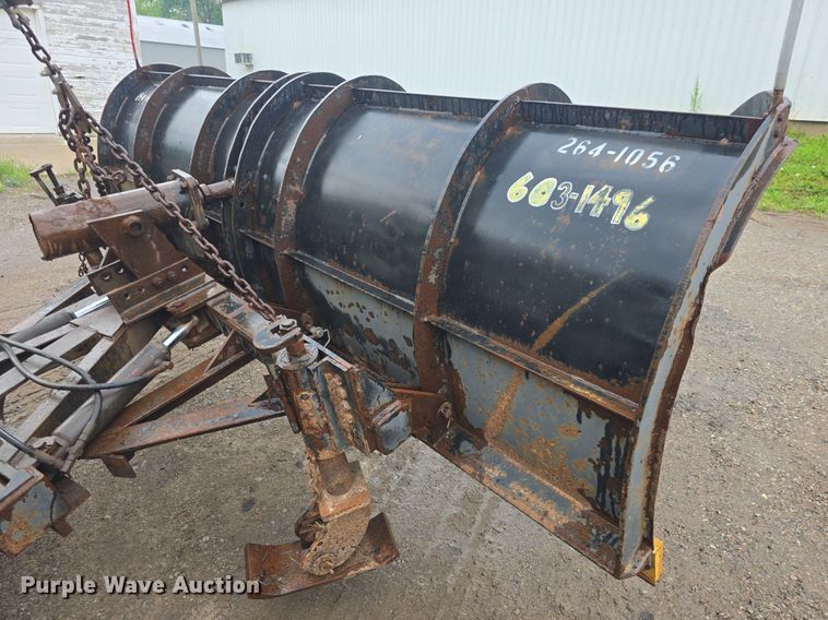 image for item DM1644 2006 International 7400 dump truck